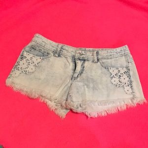 Low rise shorts